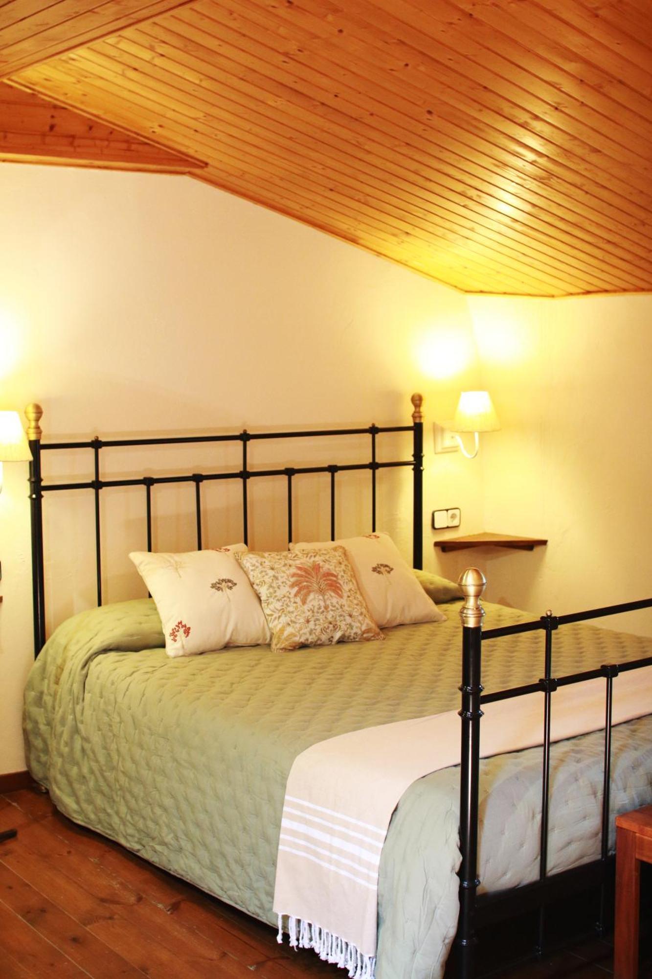 Hotel El Celler de la Guàrdia à Montserrat Extérieur photo